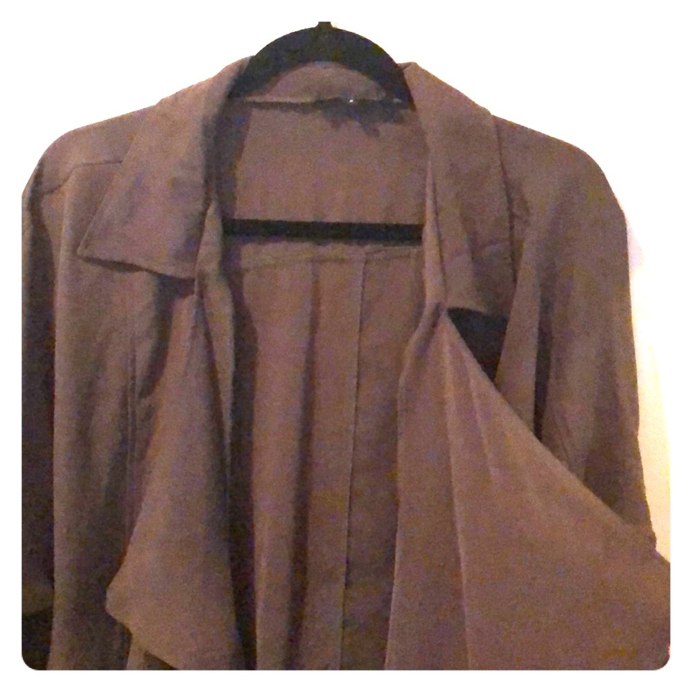 Super stylist oversized blazer like shirt. Size 8